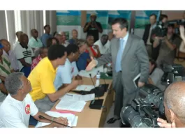 Elie Domota et Yves Jégo